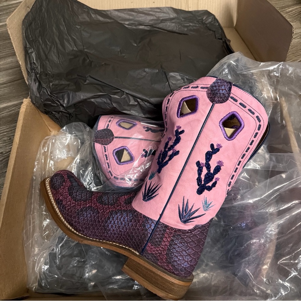 Nocona Boots Python Cactus Print NWT - image 1